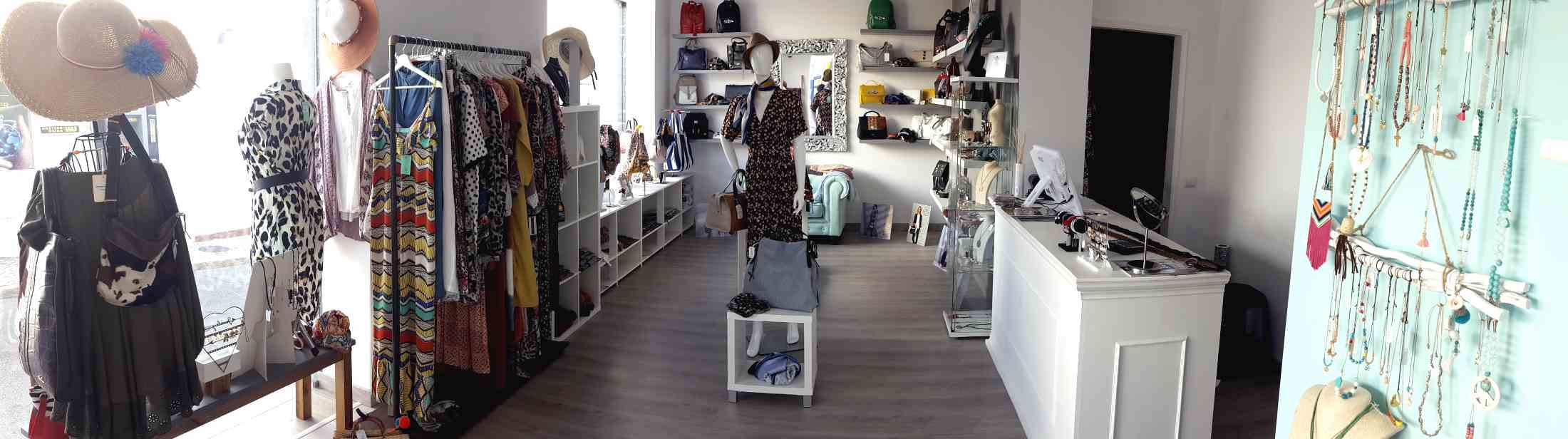 Bags, Jewelry, Scarves, Clothes and Women Accessories